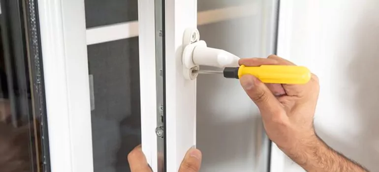 Casement Window Handle Replacement in Scarborough, ON